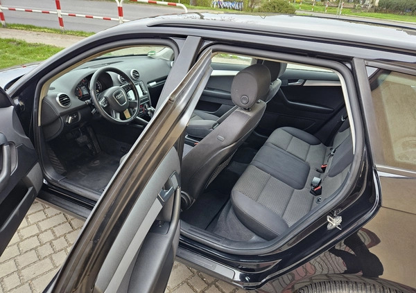 Audi A3 cena 25900 przebieg: 264000, rok produkcji 2010 z Gniezno małe 191